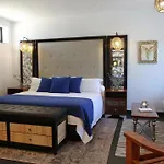 Aqua Et Oleum 4*
