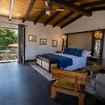 Hotel Aqua Et Oleum 4*
