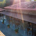 Aqua Et Oleum Hotel Villamiel