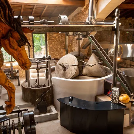 Aqua Et Oleum Villamiel