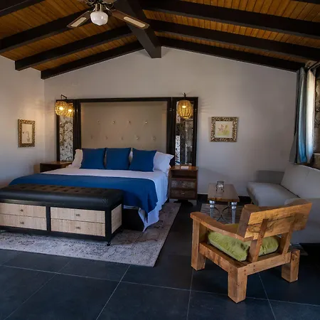 Aqua Et Oleum Villamiel